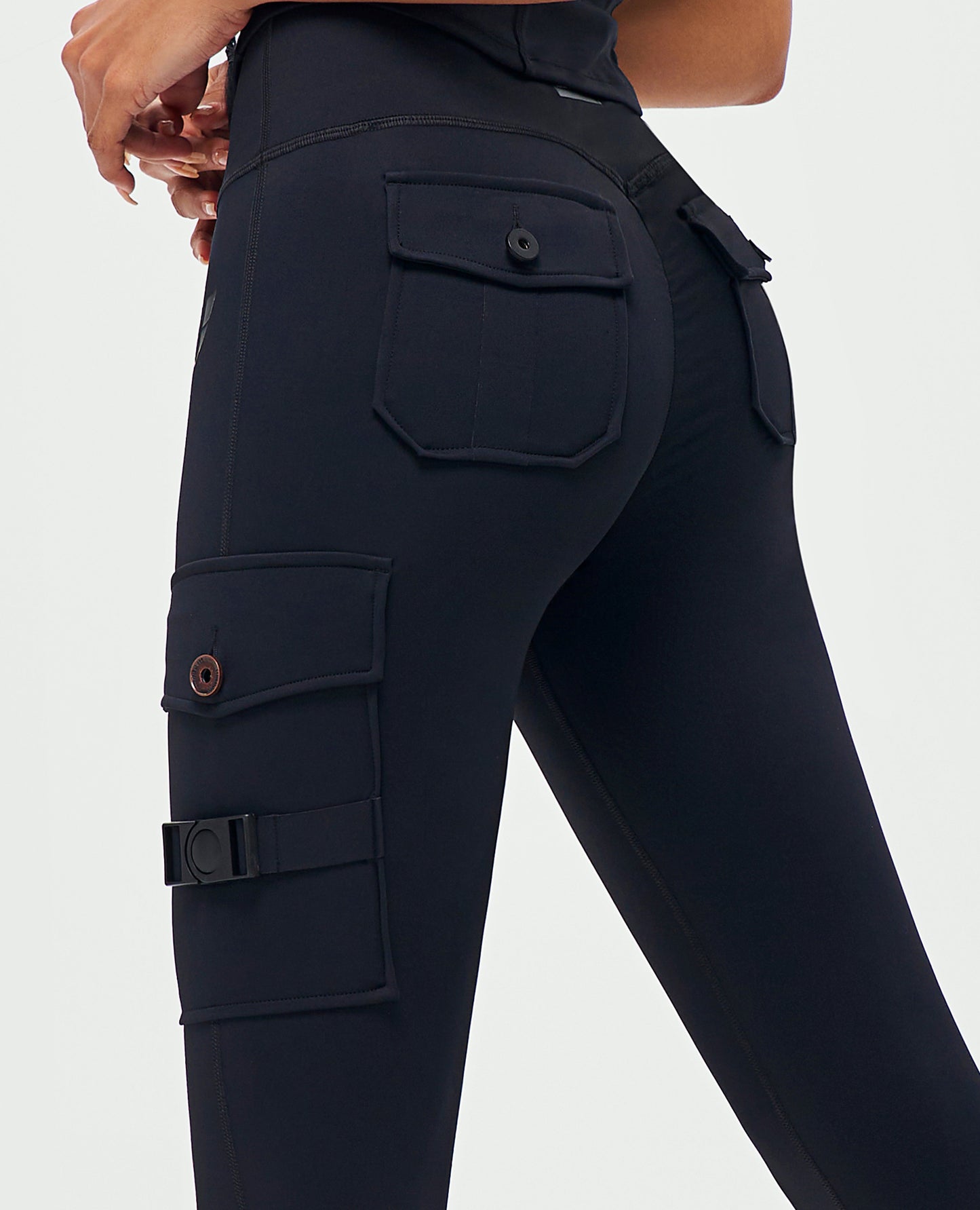 Cargo Fitness Leggings – Black